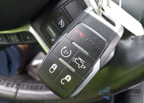 2022 Ram 2500 Laramie 4X4 6'4 Box z USA, uszkodzony, nr VIN 3C6UR5NL1NG286362